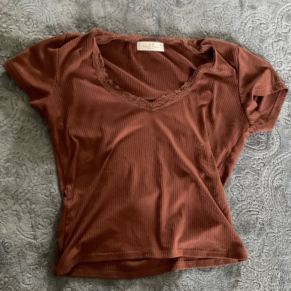 brown cropped shirt